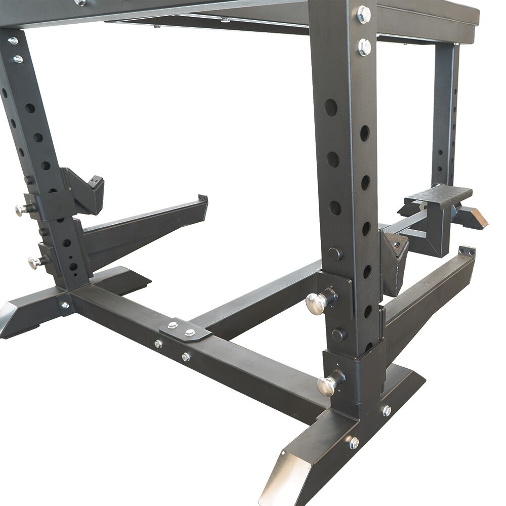 Prone row bench close up 1 seal row bench close up